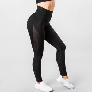 NWOT Alphalete Aero leggings, small